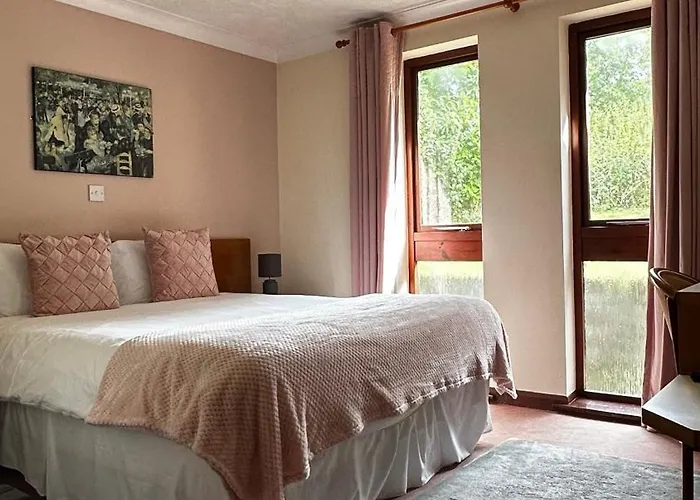 Farmhouse Inn